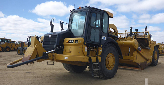 Heavy equipment and trucks for sale at Ritchie Bros.